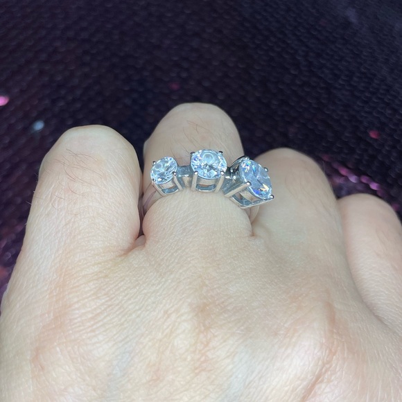 Triple zirconia sterling silver - Picture 5 of 9